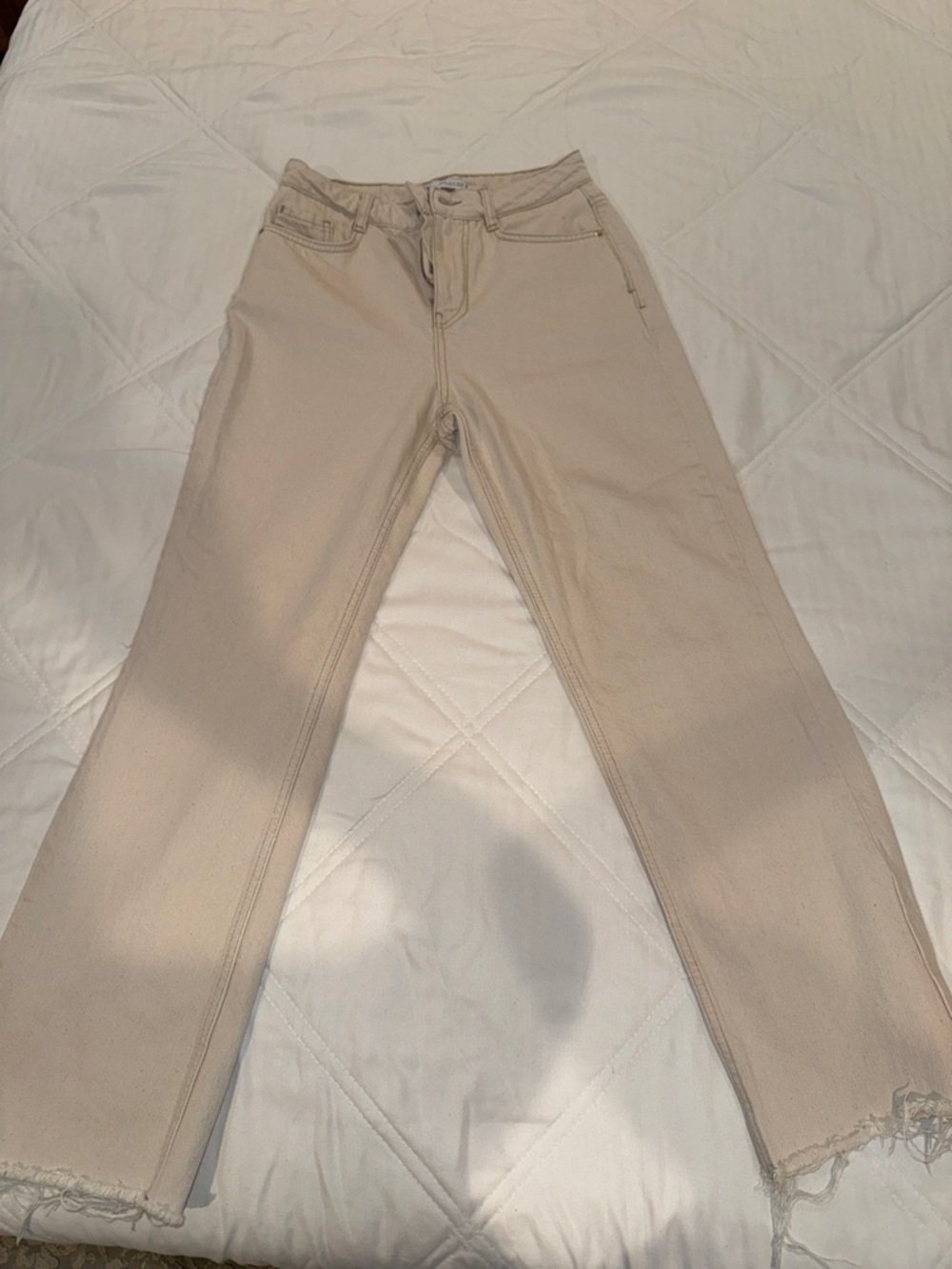 Zara Cream Straight-Leg Jeans with Frayed Hem